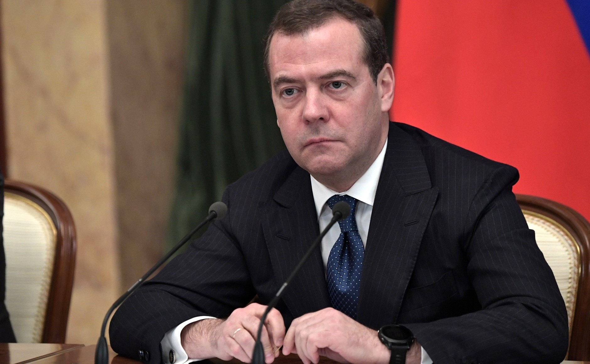 В состав РФ могут войти новые области – Медведев В состав РФ могут войти новые области – Медведев