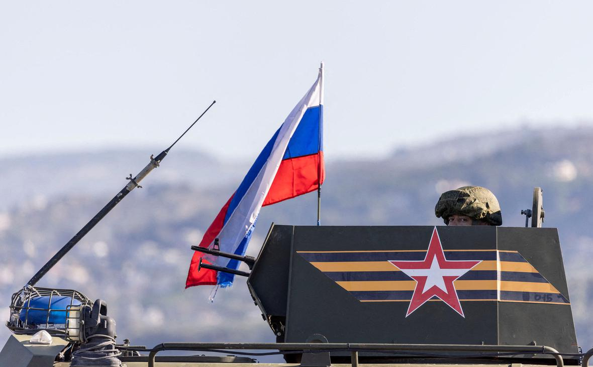 Россия сокращает военное и дипломатическое присутствие в Сирии Россия сокращает военное и дипломатическое присутствие в Сирии