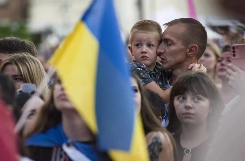 Половина населения покинула Украину – основатель Pink Floyd Уотерс Половина населения покинула Украину – основатель Pink Floyd Уотерс