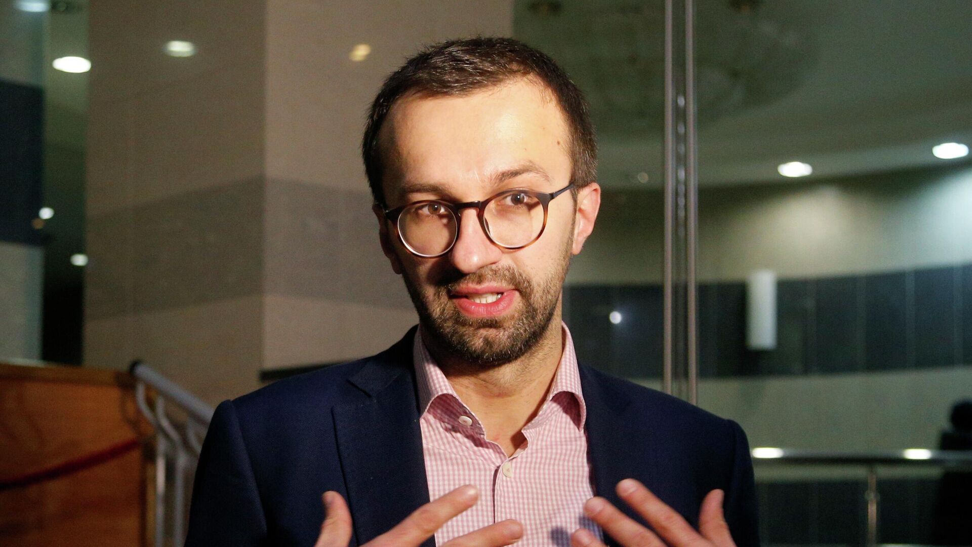 Переговоры Украины с Россией неизбежны – Лещенко Переговоры Украины с Россией неизбежны – Лещенко