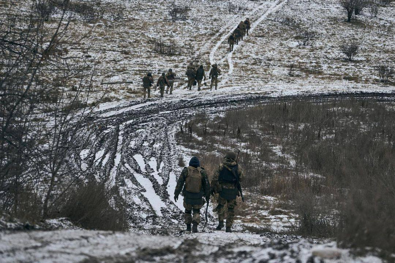 Украинская армия отступает к Днепропетровской области Украинская армия отступает к Днепропетровской области