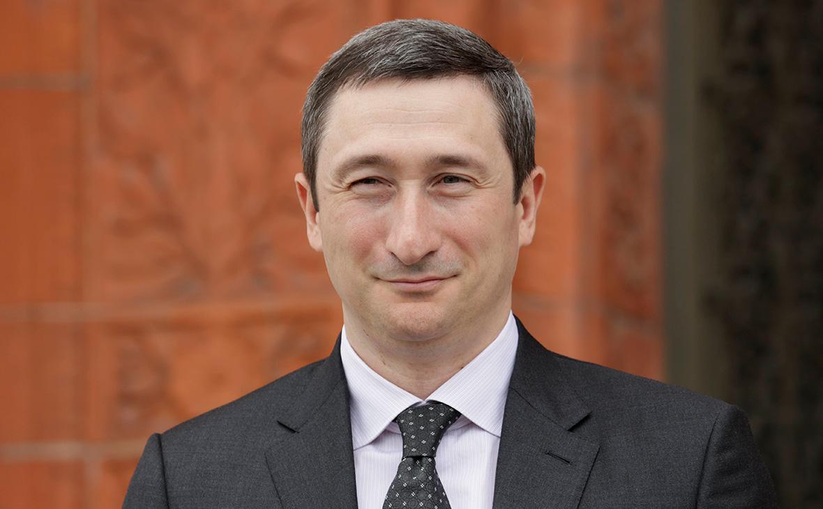 Украина готова предоставить рабочие места украинским мужчинам, которые находятся заграницей Украина готова предоставить рабочие места украинским мужчинам, которые находятся заграницей