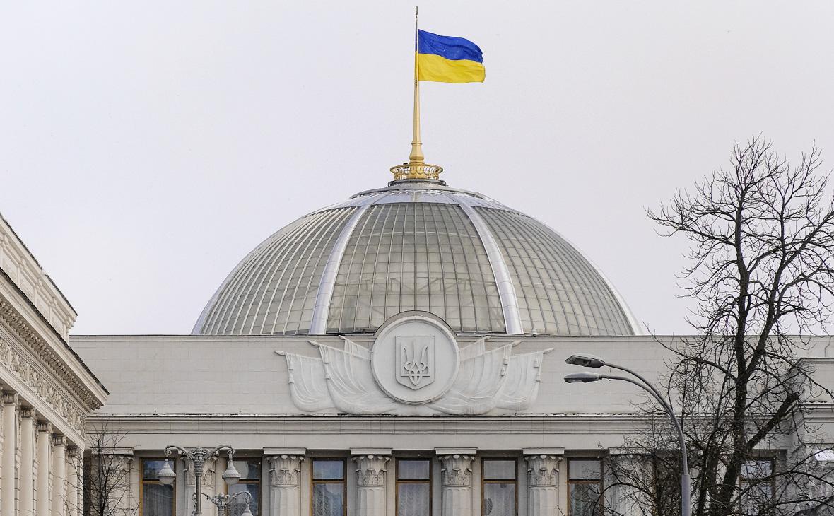 Верховная Рада продлила мобилизацию и военное положение до 9 мая Верховная Рада продлила мобилизацию и военное положение до 9 мая