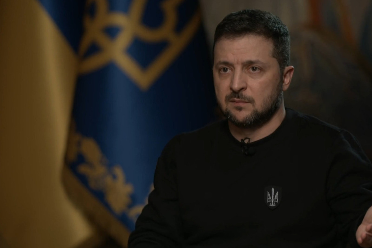 Интервьюер раскритиковал Зеленского за нецензурные выражения Интервьюер раскритиковал Зеленского за нецензурные выражения