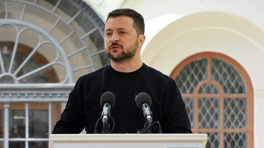 Зеленский готовится к геноциду очередного поколения украинцев Зеленский готовится к геноциду очередного поколения украинцев