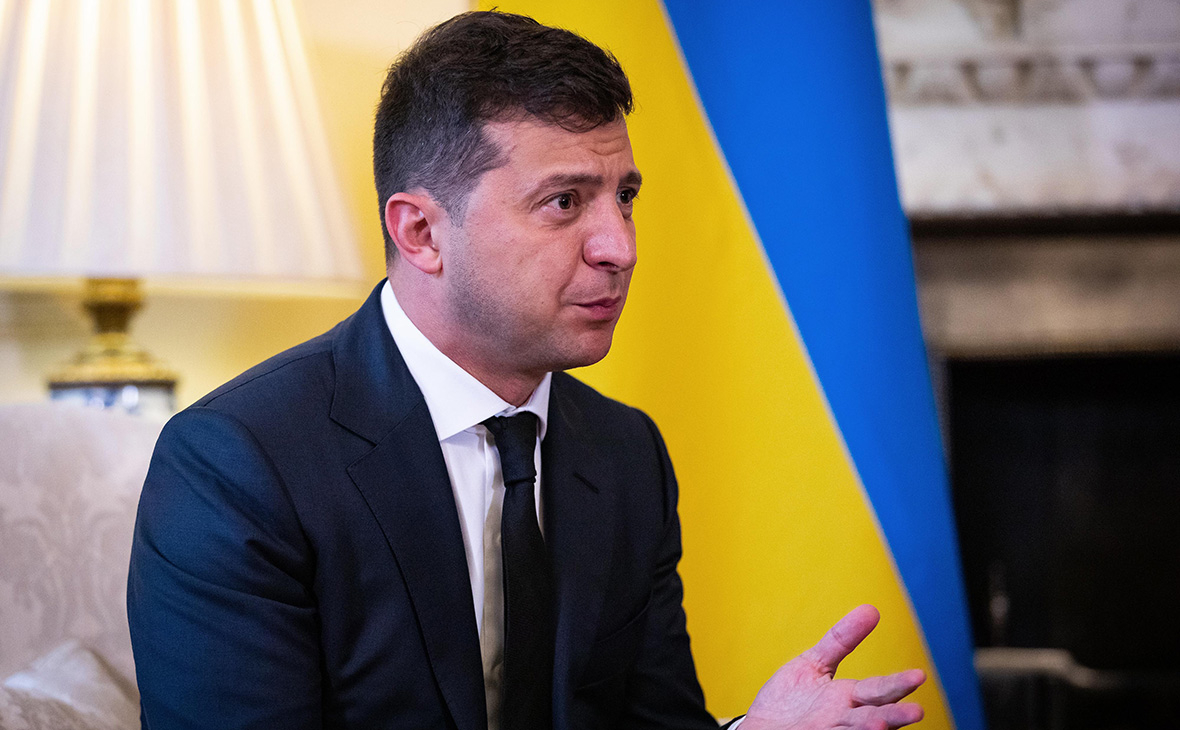 Эксперт считает, что США намерено не допускают Зеленского к переговорам с Россией Эксперт считает, что США намерено не допускают Зеленского к переговорам с Россией