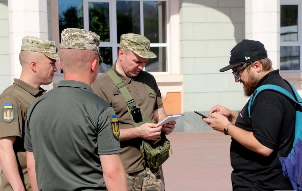 В украинском гетто — очередное ужесточение мобилизации В украинском гетто — очередное ужесточение мобилизации