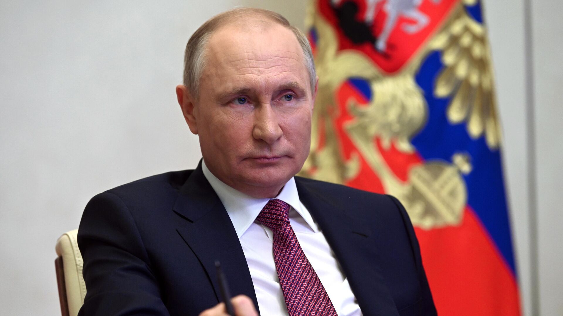Путин заявил, что Россия уделяет много внимания развитию ВМФ РФ Путин заявил, что Россия уделяет много внимания развитию ВМФ РФ