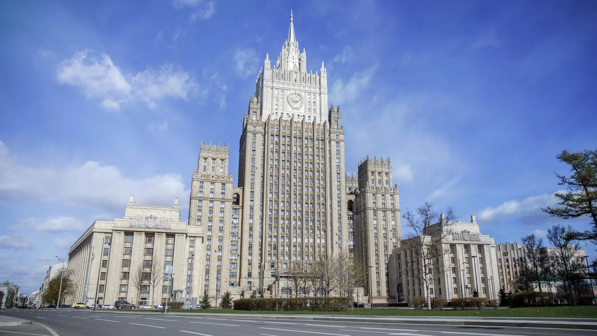 В МИД объяснили причины нарушения Киевом моратория на удары В МИД объяснили причины нарушения Киевом моратория на удары