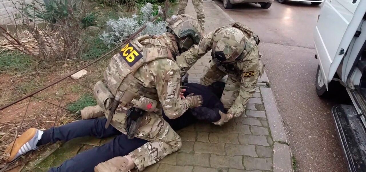 Сотрудники ФСБ задержали пособника спецслужб Украины в Крыму
