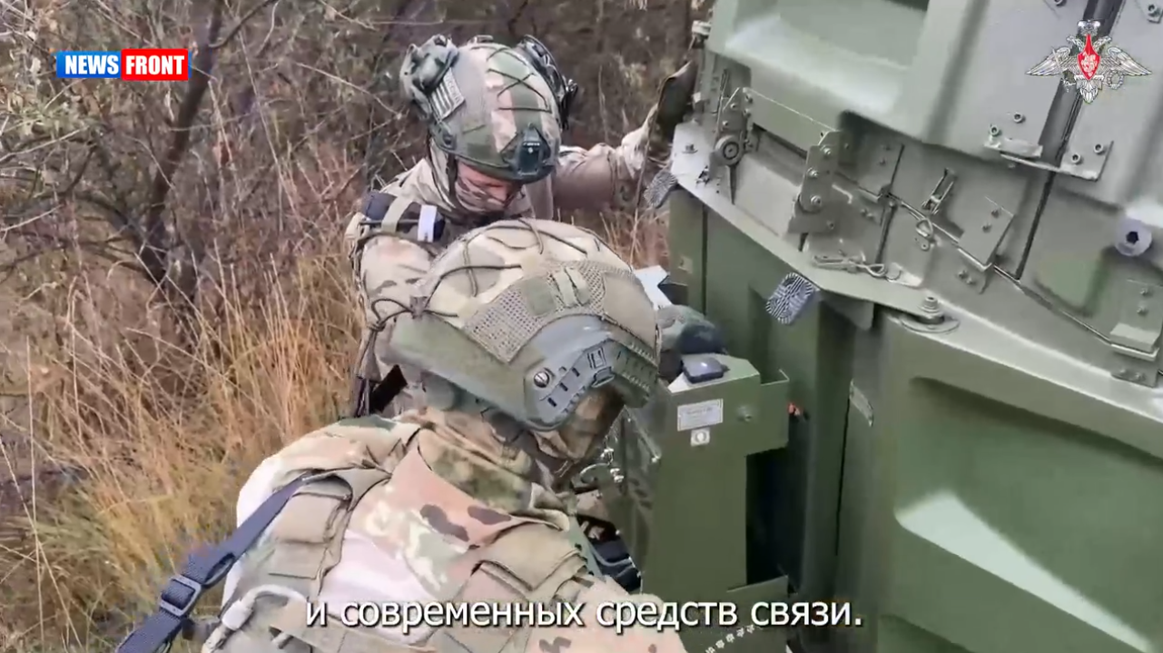 Военные связисты РФ поддерживают бойцов на фронте Военные связисты РФ поддерживают бойцов на фронте