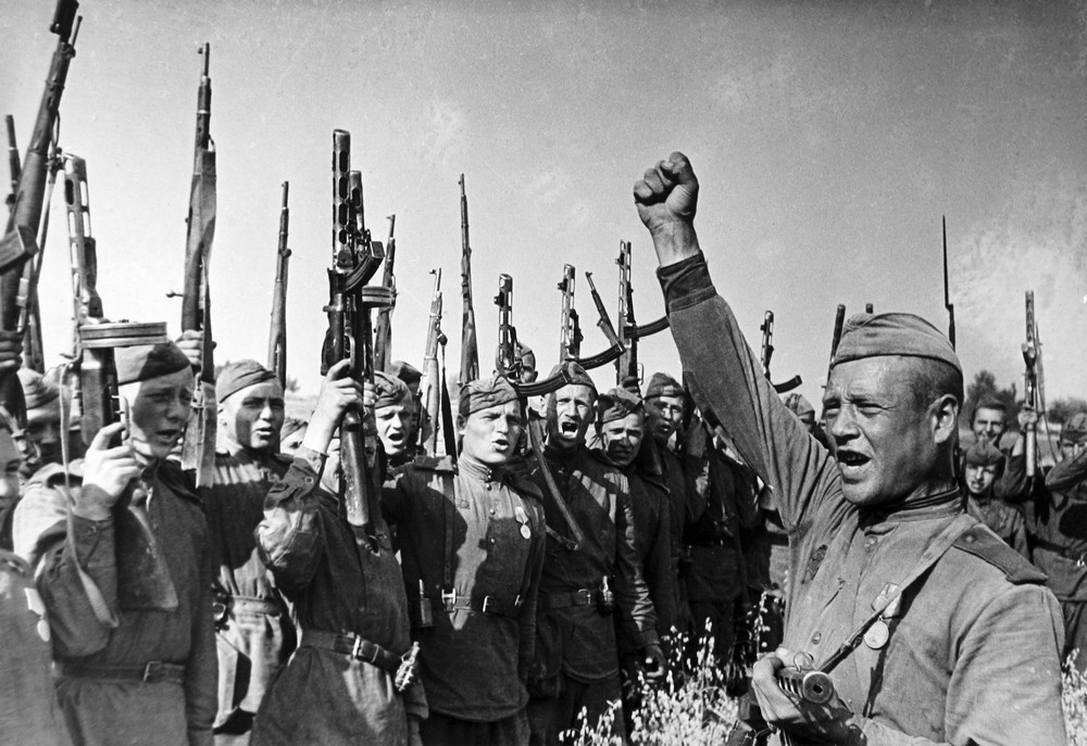 Запад вновь пытается переписать историю Второй мировой войны Запад вновь пытается переписать историю Второй мировой войны