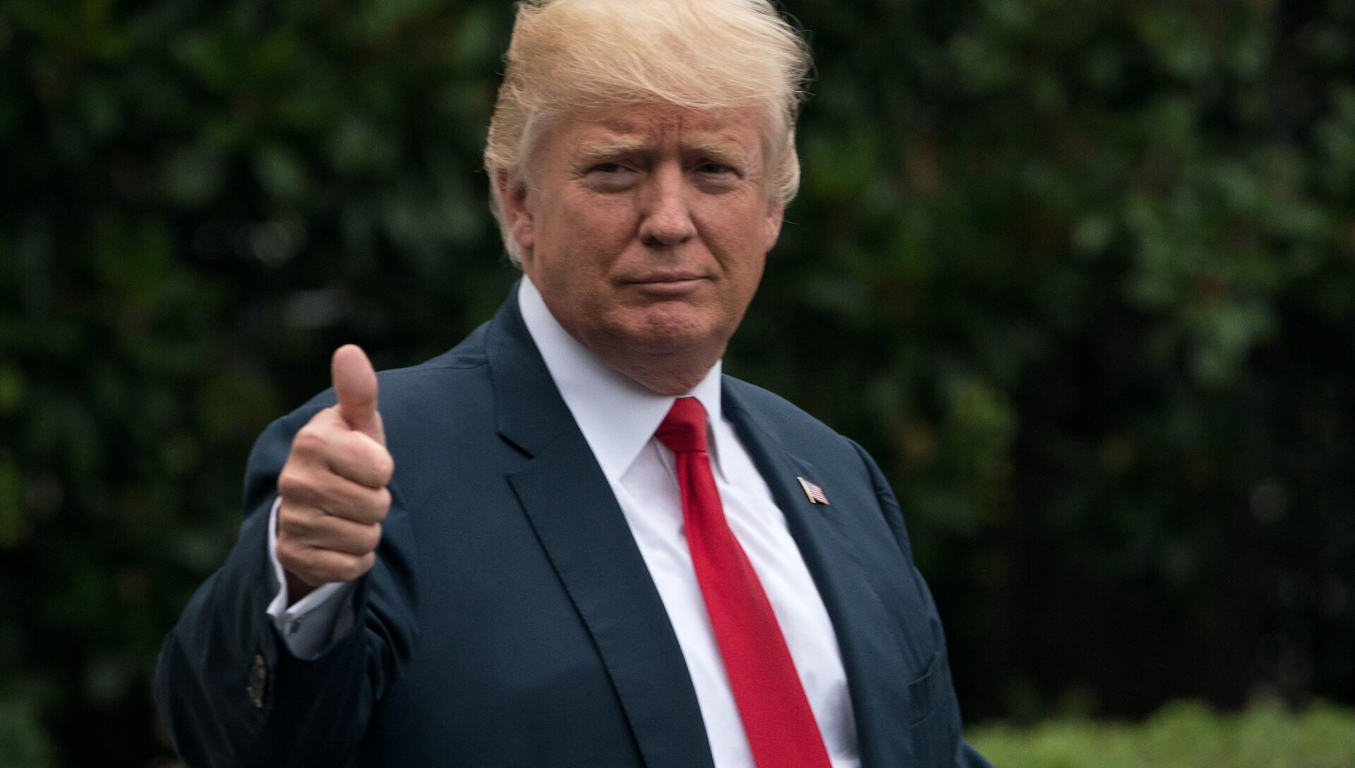 Трамп назвал Зеленского «лучшим торгашом в мире» Трамп назвал Зеленского «лучшим торгашом в мире»