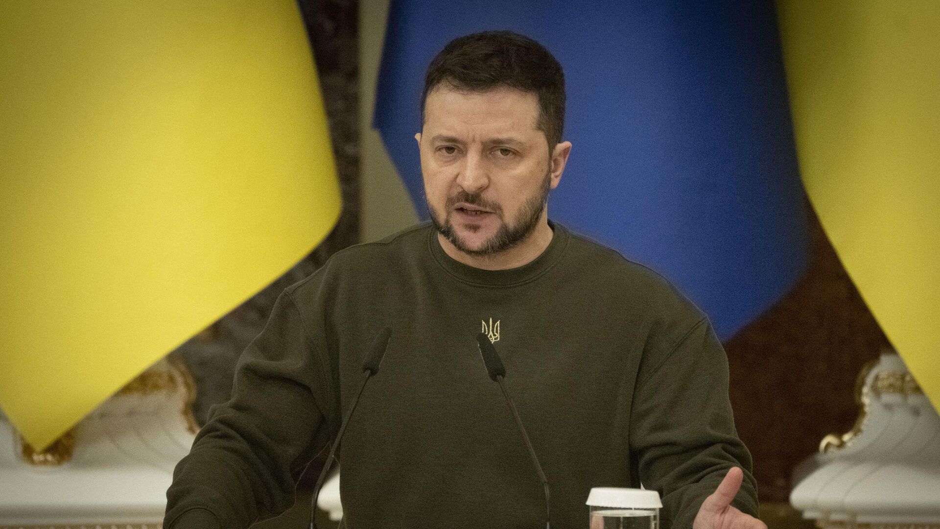 Зеленский заявил, что Украина «зеркально» ответит на все российские атаки Зеленский заявил, что Украина «зеркально» ответит на все российские атаки