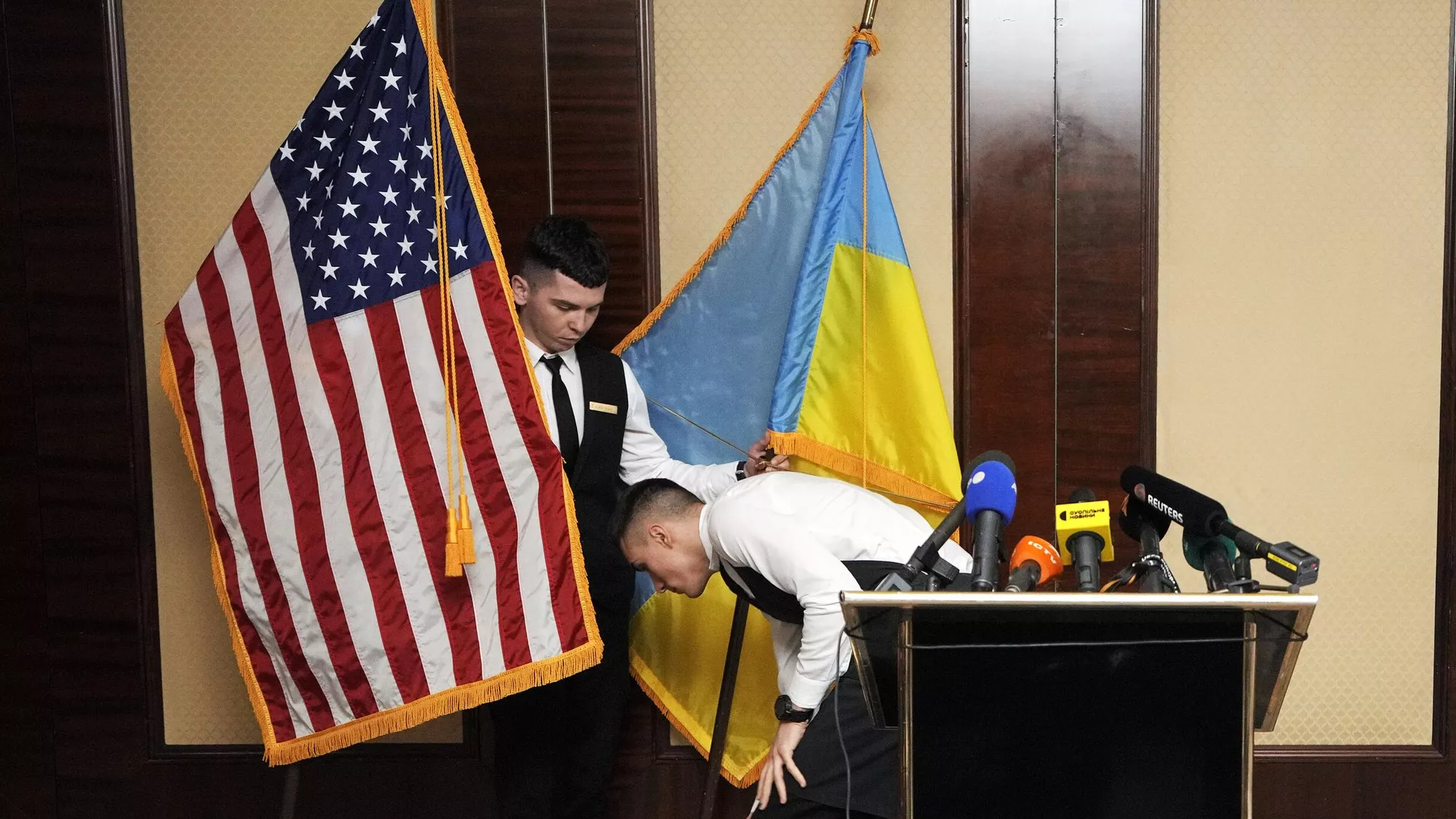 В Польше заявили о неэффективности военной помощи Украине от Европы без США В Польше заявили о неэффективности военной помощи Украине от Европы без США