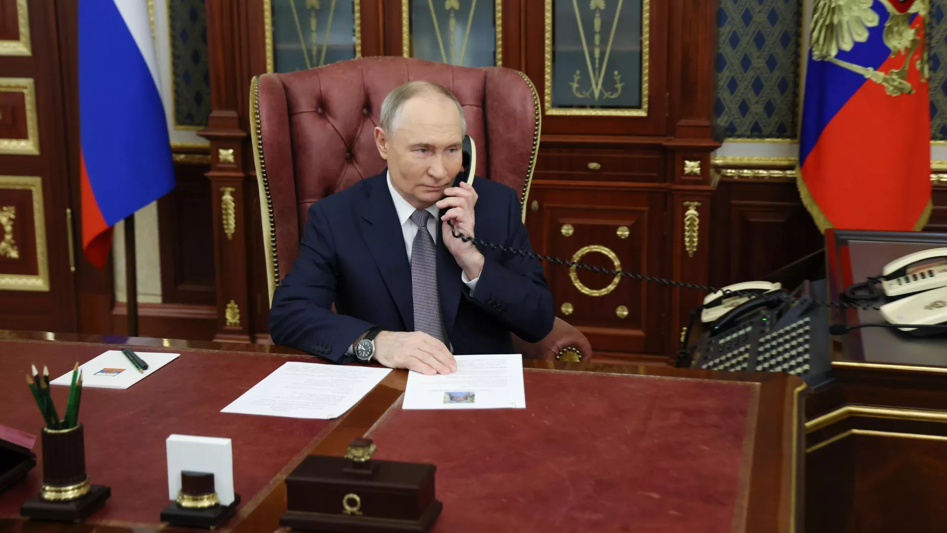 Путин с Эрдоганом обсудили конфликт на Ближнем Востоке Путин с Эрдоганом обсудили конфликт на Ближнем Востоке