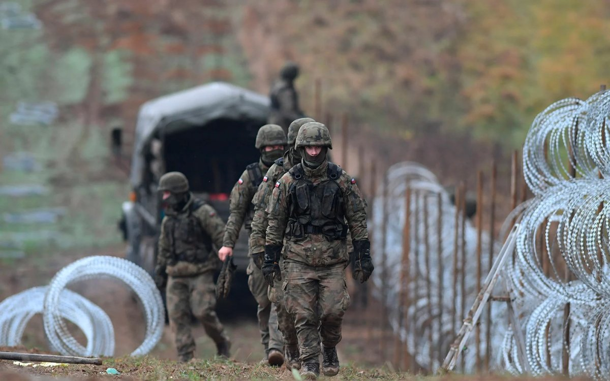 Страны НАТО хотят отгородиться от России минными полями Страны НАТО хотят отгородиться от России минными полями